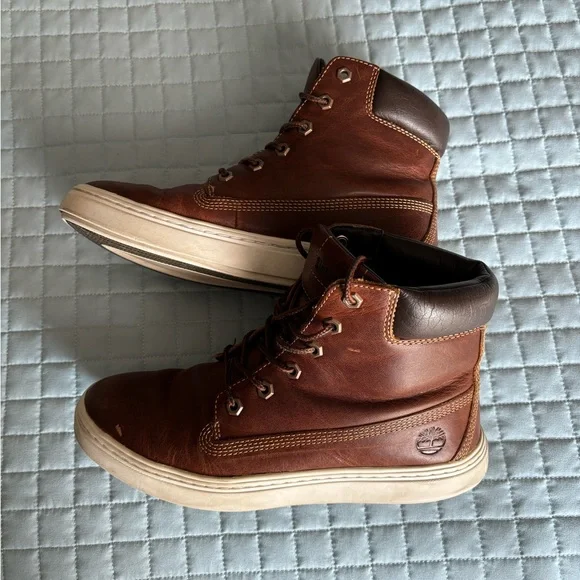 Timberland Boots, brown leather, high tops - Picture 2 of 8